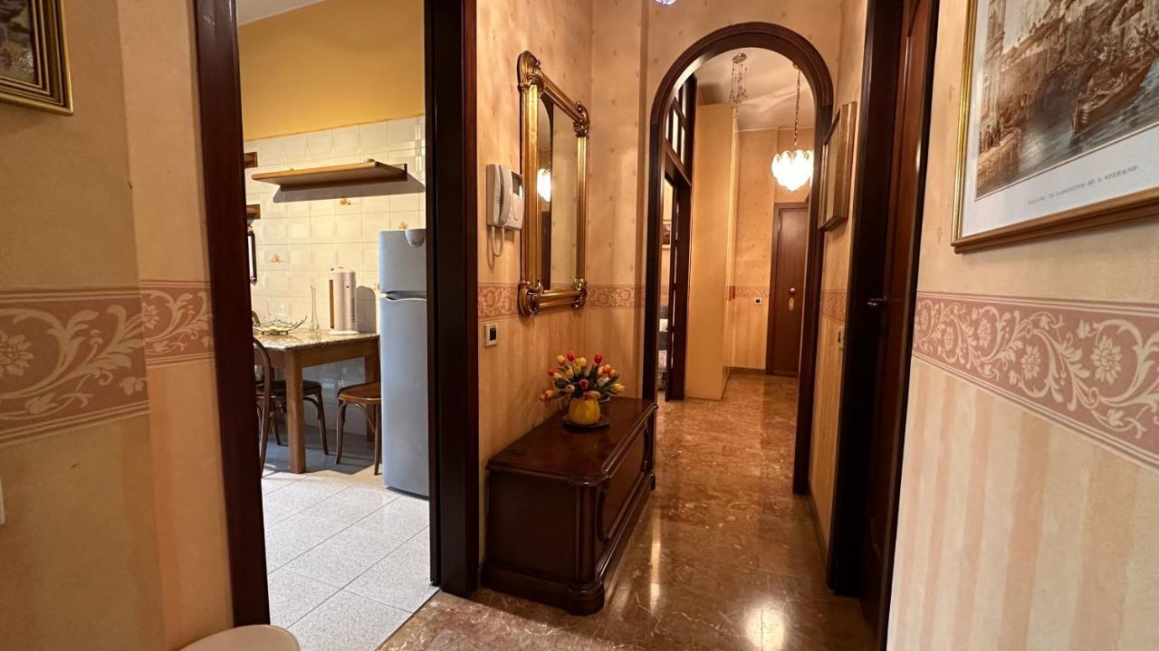 Dehomes - Two Bedrooms, Terrace, Wi-Fi, Tram To Centre & Rho Fiera Milan Exterior photo